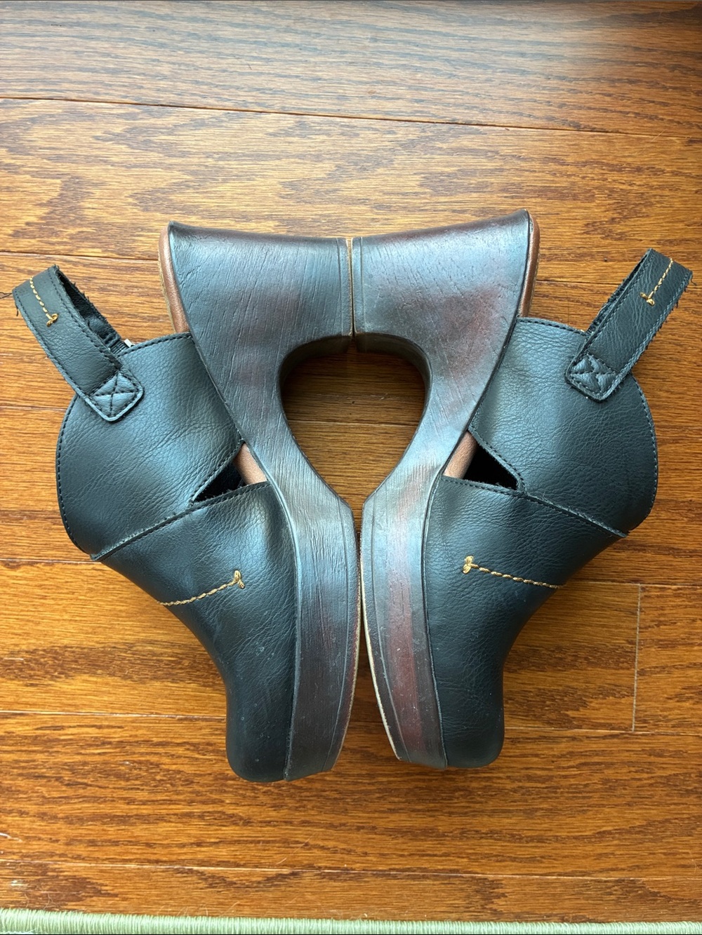 BOC Cecilia Black Faux-Leather Slingback Platform Clogs 8 - Picture 7 of 9
